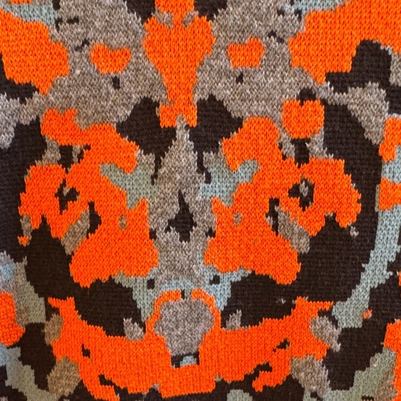 Zara Jacquard Abstract Crewneck Sweater In Black, Orange & Gray Size Large - Picture 6 of 10